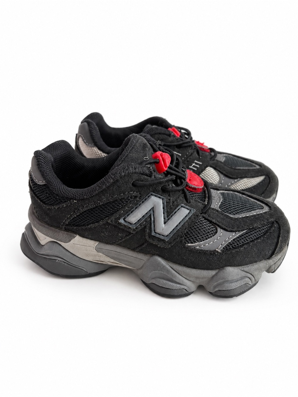 New Balance Kids 9060 Black sneakers size Toddler 10